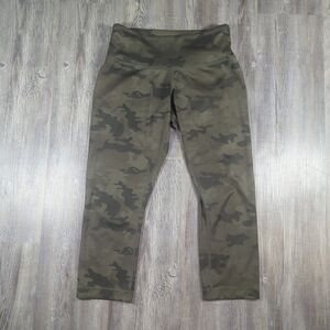 LuluLemon Wunder Under Low-Rise 7.5'' Cropped 21'' Camo Leggings Women's Size 6